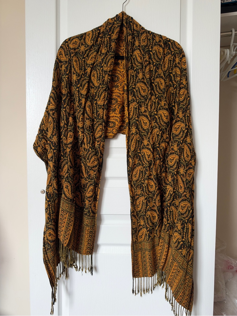 Paisley Pattern Shawl Wrap Scarf - Black & Gold